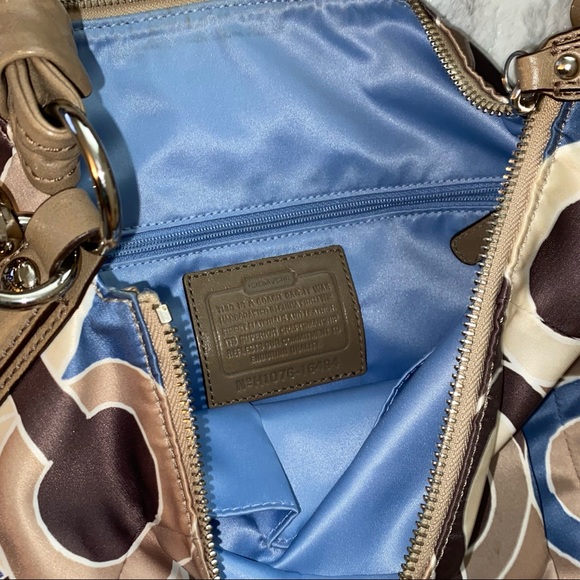 Coach signature satchel bag - Picture 11 of 16